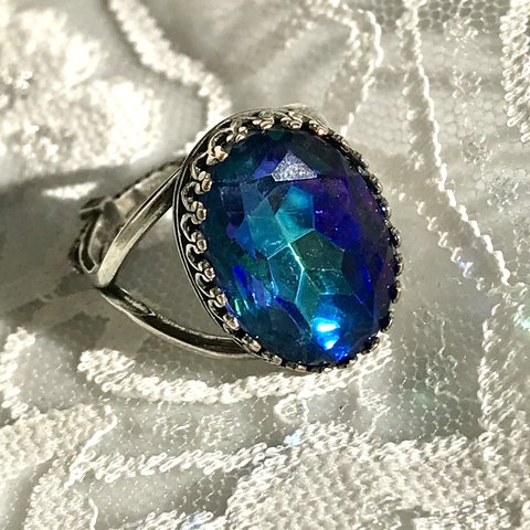 再々販・大粒のバミューダブルー vintage glass ring（SV925可能・８号～２２号対応）