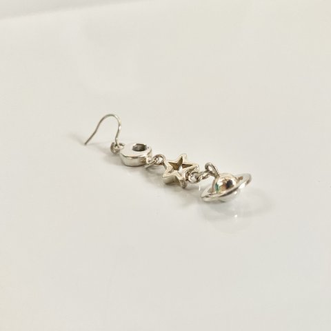 MINI SATURN DROP EARRING 〜 小さな土星  星 三日月 ドロップピアス 〜