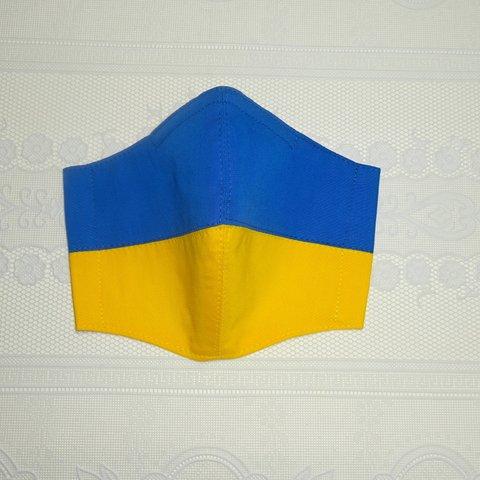Mサイズ ウクライナ国旗 アシンメトリー ブルー イエロー ノーズワイヤー入り 立体マスク  