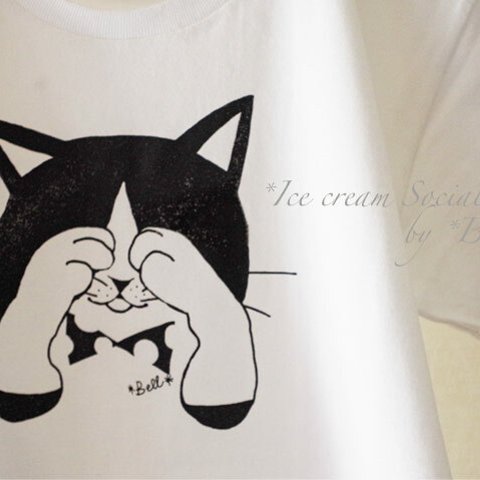 SALE★Tシャツ☆いないいないネコ L