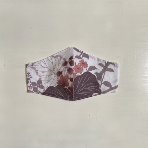 【再販】赤紫の葡萄の葉柄と梅柄と花柄マスク☆ゴム紐付き☆浴衣生地の立体布マスク☆個包装