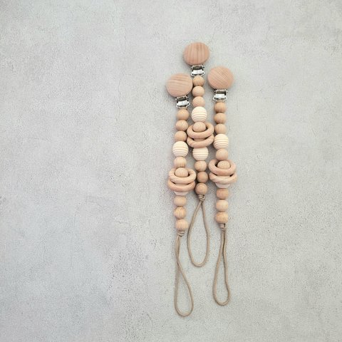 woodbeads pacifier holder おしゃぶりホルダー