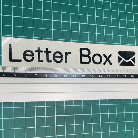 Letter Boxステッカー