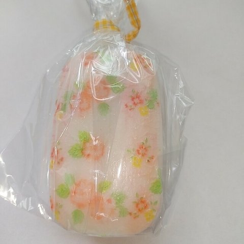 デコパージュ石鹸(花がら・ピンク)