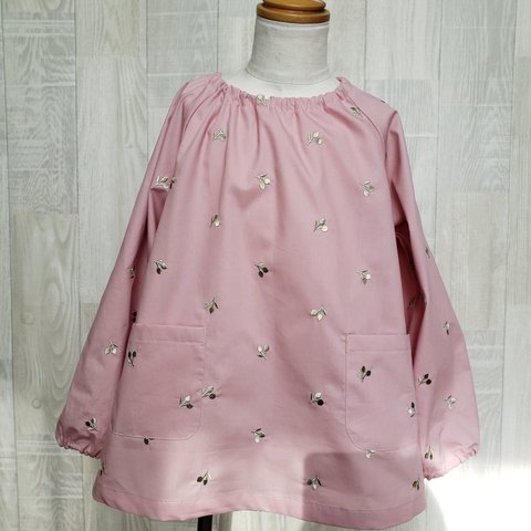 【数量限定価格】80～130size さくらんぼ 刺繍 ピンク 総柄 長袖スモック