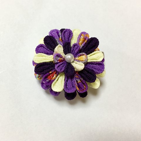 【送料無料】つまみ細工 お花のクリップ&ブローチ 紫