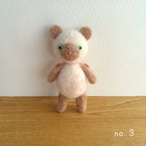 テディベアのブローチ no.3