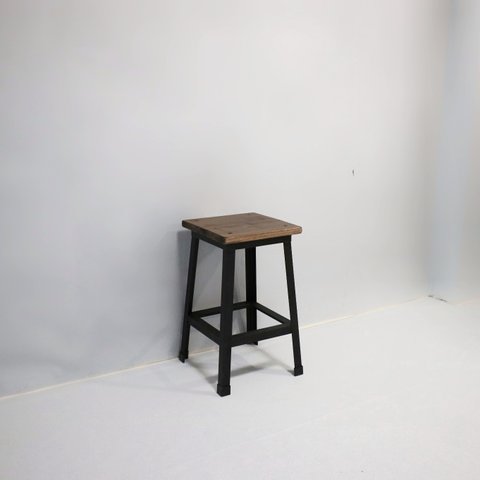 IRON stool”wulnut”（スツール/椅子/アイアン/チェア/鉄脚）