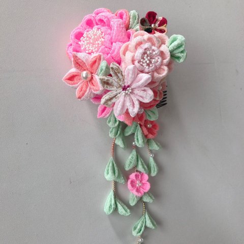 つまみ細工髪飾り ピンクの花