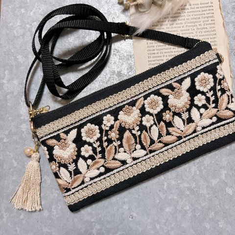 ▪️インド刺繍リボン▪️お財布ショルダー・ハンドメイド・お財布ポーチ・財布・長財布・スマホショルダー