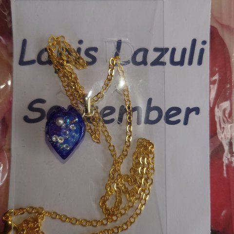 Lapis Lazuli petal gold necklace 1