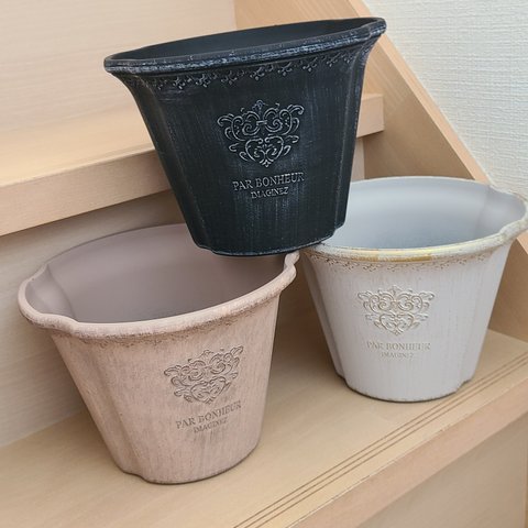 サークル型アンティーク樹脂ポット