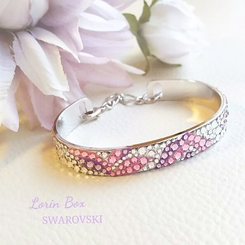 SWAROVSKIピンクのアートフラワーシルバーバングルブレスレット