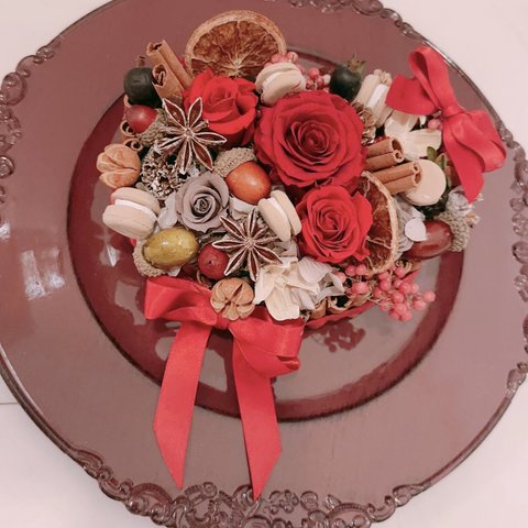 バレンタインハート💕チョコケーキ🍰🧁🎂🍫プリザーブドフラワーアレンジ❤️🍫🌹