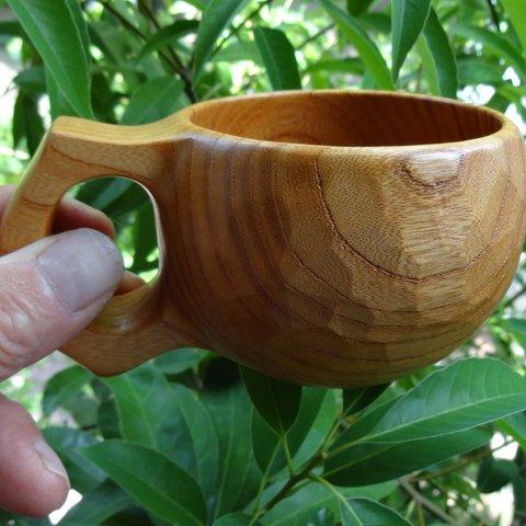 　ケヤキの一木彫りコーヒーカップ　