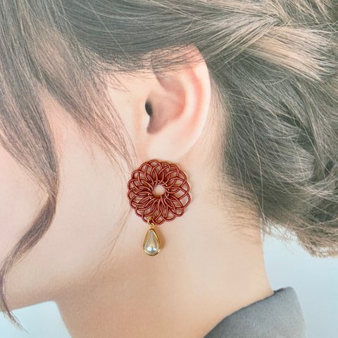 くすみぴんく✴︎花火♡フラワー♡花♡ピアス or樹脂ピアス選べます♡揺ら揺らゆれるaccessory