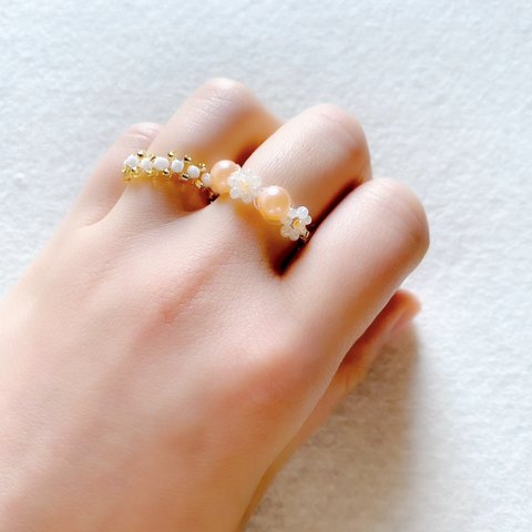 flower bouquet ビーズリング　 orange pearl flower & gold crossビーズ　set 2つで400yen 