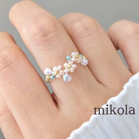 雫が垂れる桜ring🌸💍　ビーズリング　ビーズ　桜　さくら　指輪