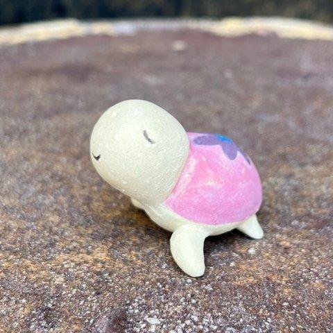 ウミガメ　子　ピンク　Ｅ-124-2Ｂ　陶製/Sea turtle  /海龜/Meeresschildkröte/समुद्री कछुआ