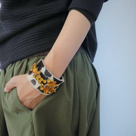 ハラコレザー カフブレスレット　hair on leather cuff bracelet <LC-HBR2>