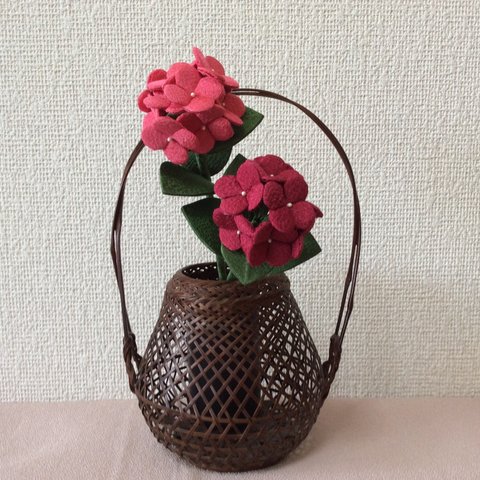 ちりめん細工:紫陽花(ピンク系)