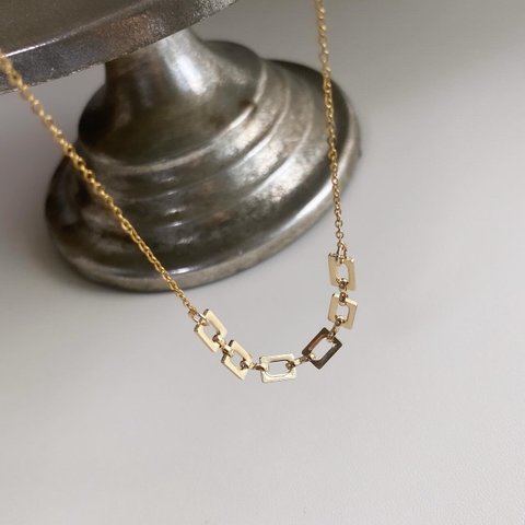 square × chain necklace