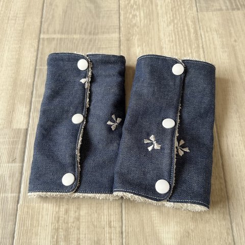 よだれカバー エルゴ リボン刺繍 ブルー ソフトデニム タオル リバーシブル