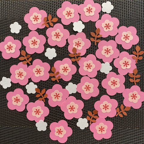 クラフトパンチ　桃　梅の花　ピンク色　フラワー  アルバム素材　保育園　幼稚園