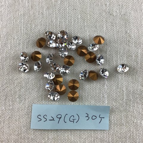 Swarovski チャトン　SS29、30個〜クリスタル　ゴールドバック