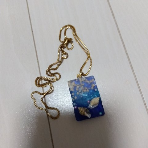 碧い海ネックレス レジン