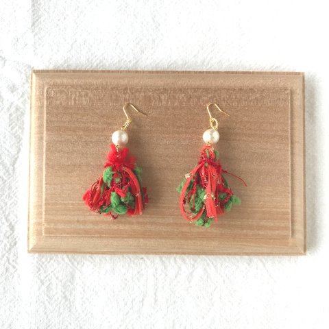 tassel earring/pierce - red & green タッセルイヤリング/ピアス - レッド&グリーン