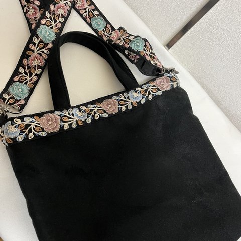 インド刺繍ストラップ　トートバッグ