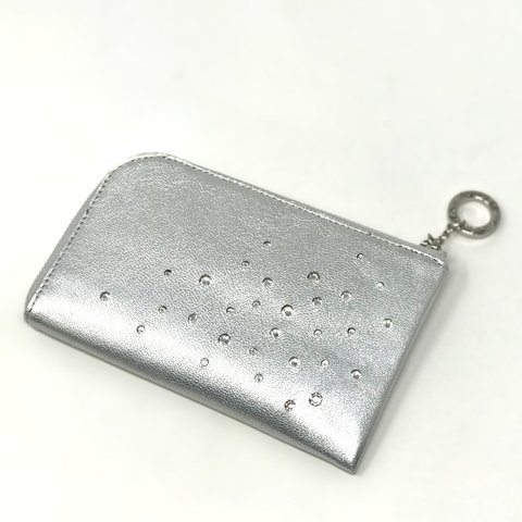 GS−563 ジギー　シルバーです　コンパクトなお財布です。綺麗なお財布です。