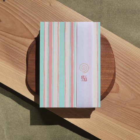 可愛い和菓子のようなほっこりカラーの和紙✿パステルストライプの御朱印帳