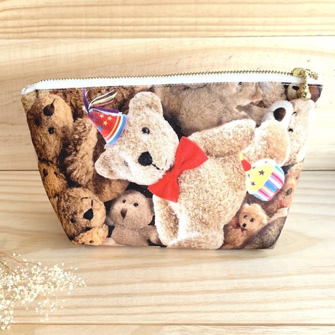 ♡20ｃｍファスナー　コスメポーチ　＜Teddy bear＞(テディベア)