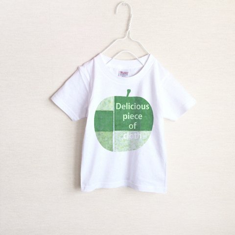 大きなりんご　Tシャツ（キッズ）