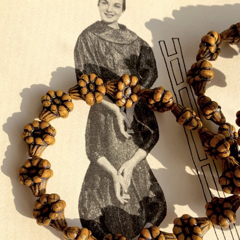 【10コセット】JIRI＊IVANA#czech beads#チェコビーズflower13✖️11㎜　mustard yellow/black