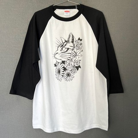 保護猫チャリTシャツ「猫と花束」（七部袖ラグラン）選べるサイズSMLXL