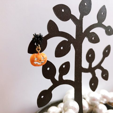 【週末SALE☆】ハロウィン🎃カボチャのマスクアクセサリー🎃マグネットタイプ