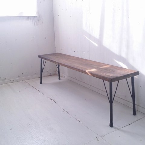 無垢ヒノキで造る家具　アイアン脚ベンチスツール　鉄脚ベンチチェア