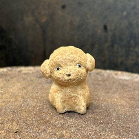 トイプードル　子(レッド）　O-407-1　　陶製　/toy poodle/玩具貴賓犬/Hund