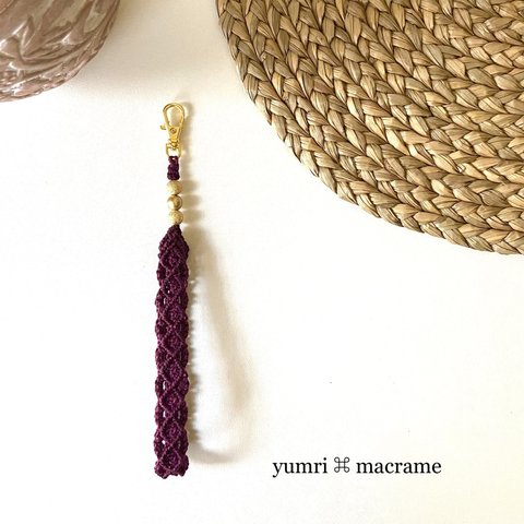 yumri ⌘ macrame マクラメレース　ストラップ［デザインC］ワインレッド