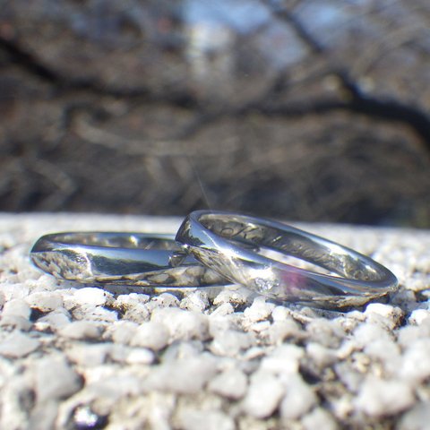 【金属アレルギー対応】 ダイヤモンドの輝きが美しい！ハフニウムの結婚指輪