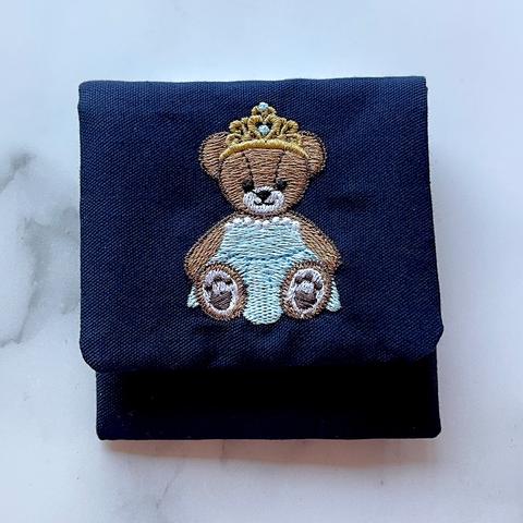 ロザリオケース|名入れ|刺繍|女の子|お受験|私立|私学|幼稚園|保育園|小学校|ポーチ|メダイ|ベア|クマ|プリンセス