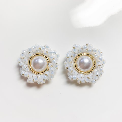 【No.310】お花カボションピアス