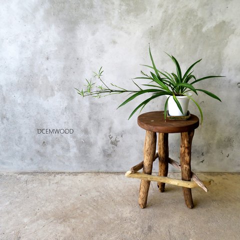 driftwood stool