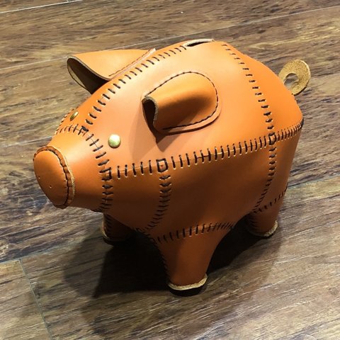 32,000円→24,000円　☆値下☆一点限りのパッチワークレザーピッグ貯金箱🐷