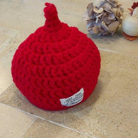 新生児からの真っ赤などんぐり帽子