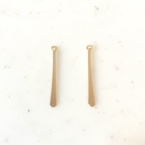 Matte Gold Short Paddle shaped Pendant Tops