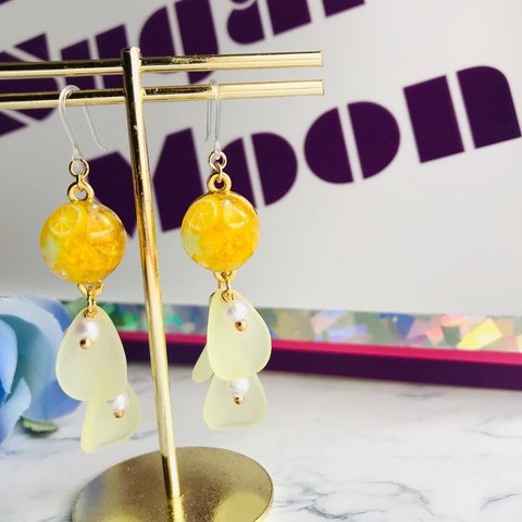 ジューシーレモン♡こぼれる果汁ピアス・イヤリング